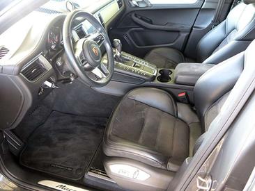 Porsche Macan Electrique GTS — photo 13