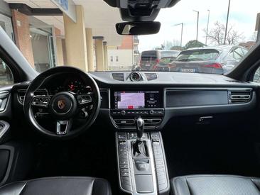 Porsche Macan GTS — photo 16