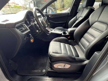 Porsche Macan GTS — photo 21