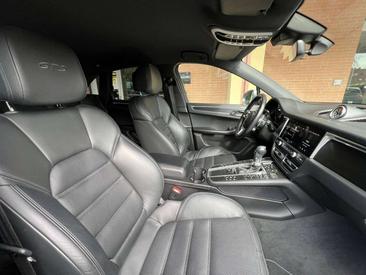 Porsche Macan GTS — photo 24