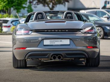 Porsche 718 type 982 Boxster S — photo 8