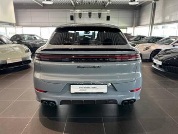 Porsche Cayenne III Turbo E-Hybrid Coupé — photo 15