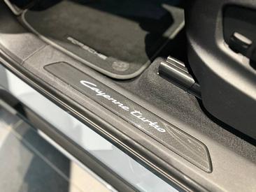 Porsche Cayenne III Turbo E-Hybrid Coupé — photo 37