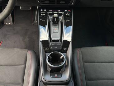 Porsche 992 II Carrera GTS — photo 18