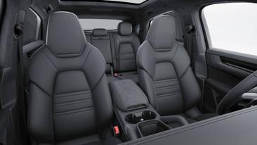 Porsche Cayenne III GTS Coupé — photo 10