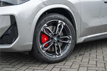 BMW IX1 M Sport EDrive20 — photo 7