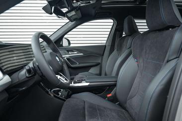 BMW IX1 M Sport EDrive20 — photo 38