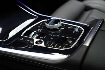 BMW X5 M Sport 50e — photo 17