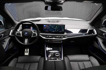 BMW X5 M Sport 50e — photo 30