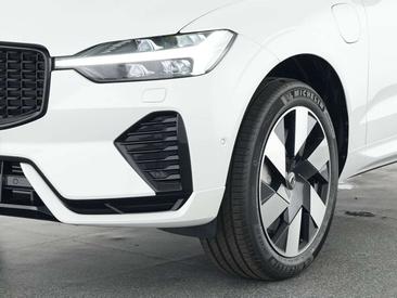 Volvo XC60 T8 Recharge Plus — photo 7