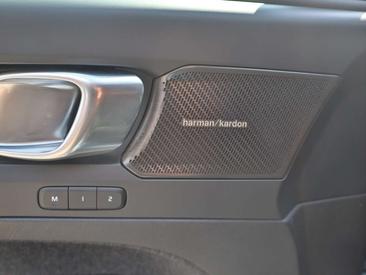 Volvo XC40 T5 Recharge Inscription — photo 20