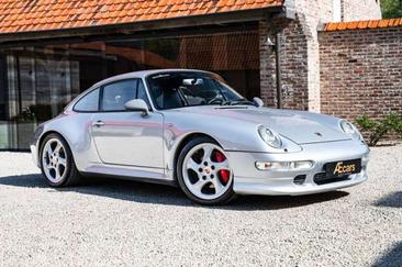 Porsche 993 Carrera 4S — photo 4