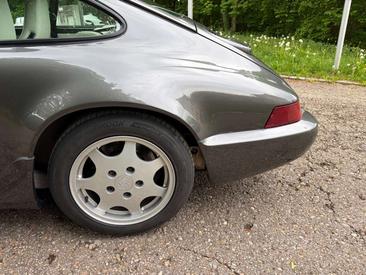 Porsche 964 Carrera 2 — photo 10