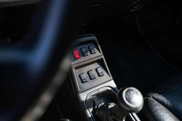 Porsche 993 Carrera 4S — photo 17