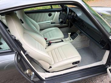 Porsche 964 Carrera 2 — photo 13