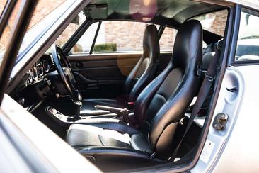 Porsche 993 Carrera 4S — photo 20