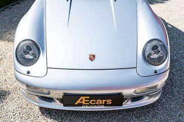 Porsche 993 Carrera 4S — photo 25