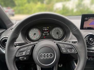 Audi SQ2 TFSI — photo 13