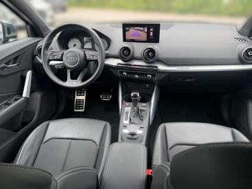Audi SQ2 TFSI — photo 18