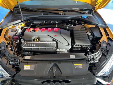 Audi RS3 Sportback TFSI — photo 8