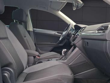 Volkswagen TIGUAN Active — photo 10