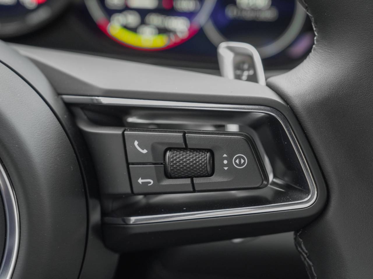 Porsche Panamera II ph2 4 E-Hybrid Sport Turismo - 2024 - Joinsteer - #33