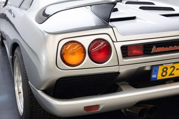 Lamborghini Diablo — photo 3