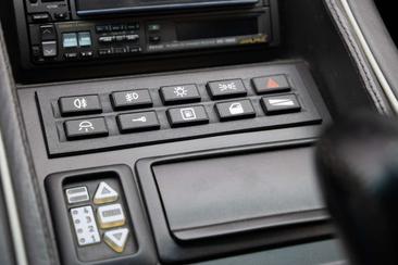 Lamborghini Diablo — photo 15