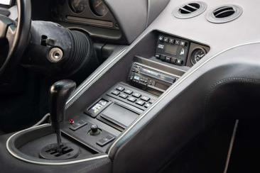 Lamborghini Diablo — photo 16