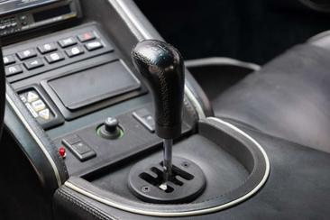 Lamborghini Diablo — photo 17