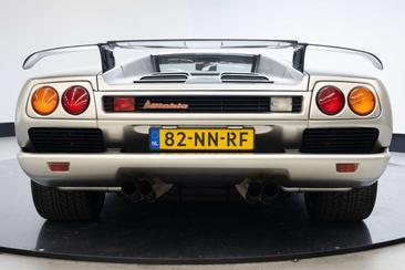Lamborghini Diablo — photo 29