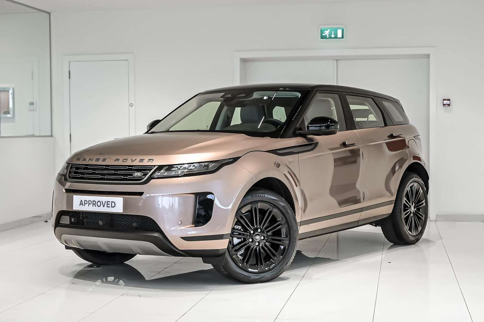 LAND ROVER Range Rover Evoque CORINTHIAN BRONZE Beige P300e