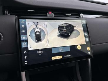 Land Rover Discovery Sport P300e S — photo 14