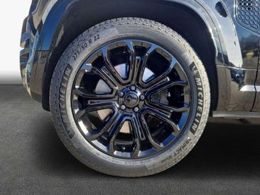 Land Rover Defender 110 P635 V8-Mild-Hybrid-Benziner OCTA Bla Noir — photo 9