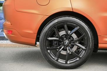 Land Rover Range Rover Sport SVR 5.0 P575 — photo 45