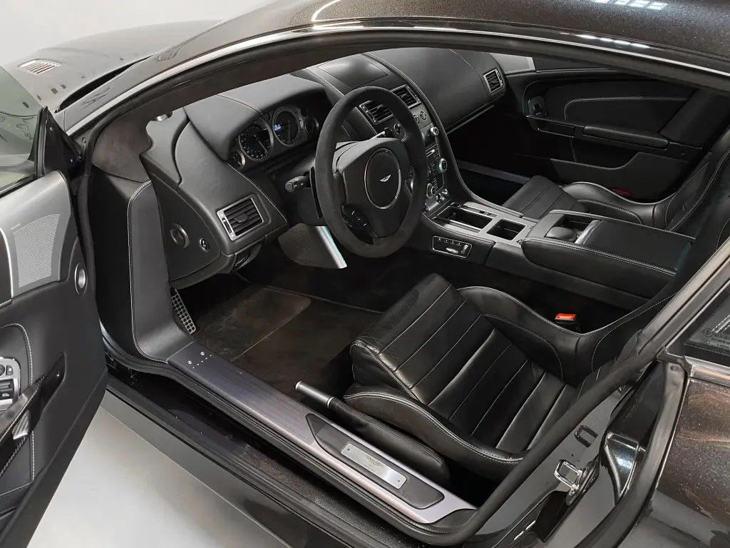 Aston Martin DB9 Coupe 5.9 - 2013 - Joinsteer - #3