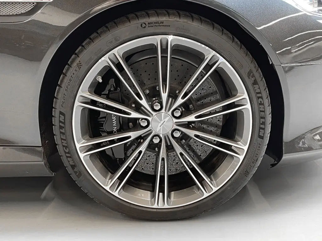 Aston Martin DB9 Coupe 5.9 - 2013 - Joinsteer - #4