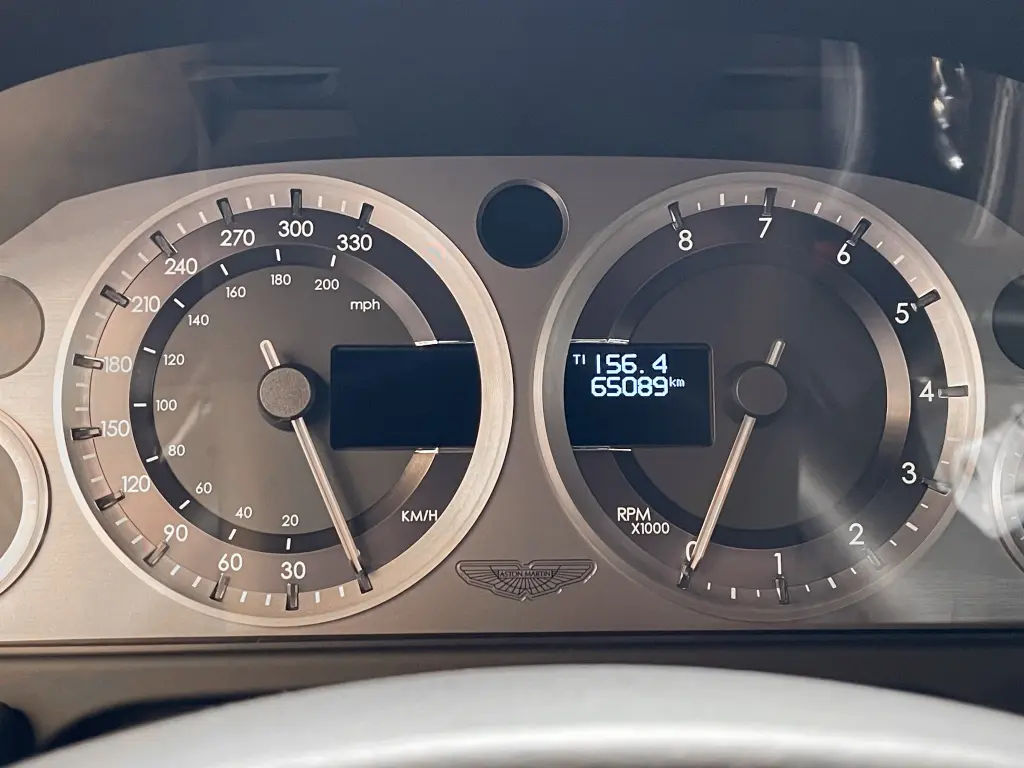 Aston Martin DB9 Coupe 5.9 - 2013 - Joinsteer - #6