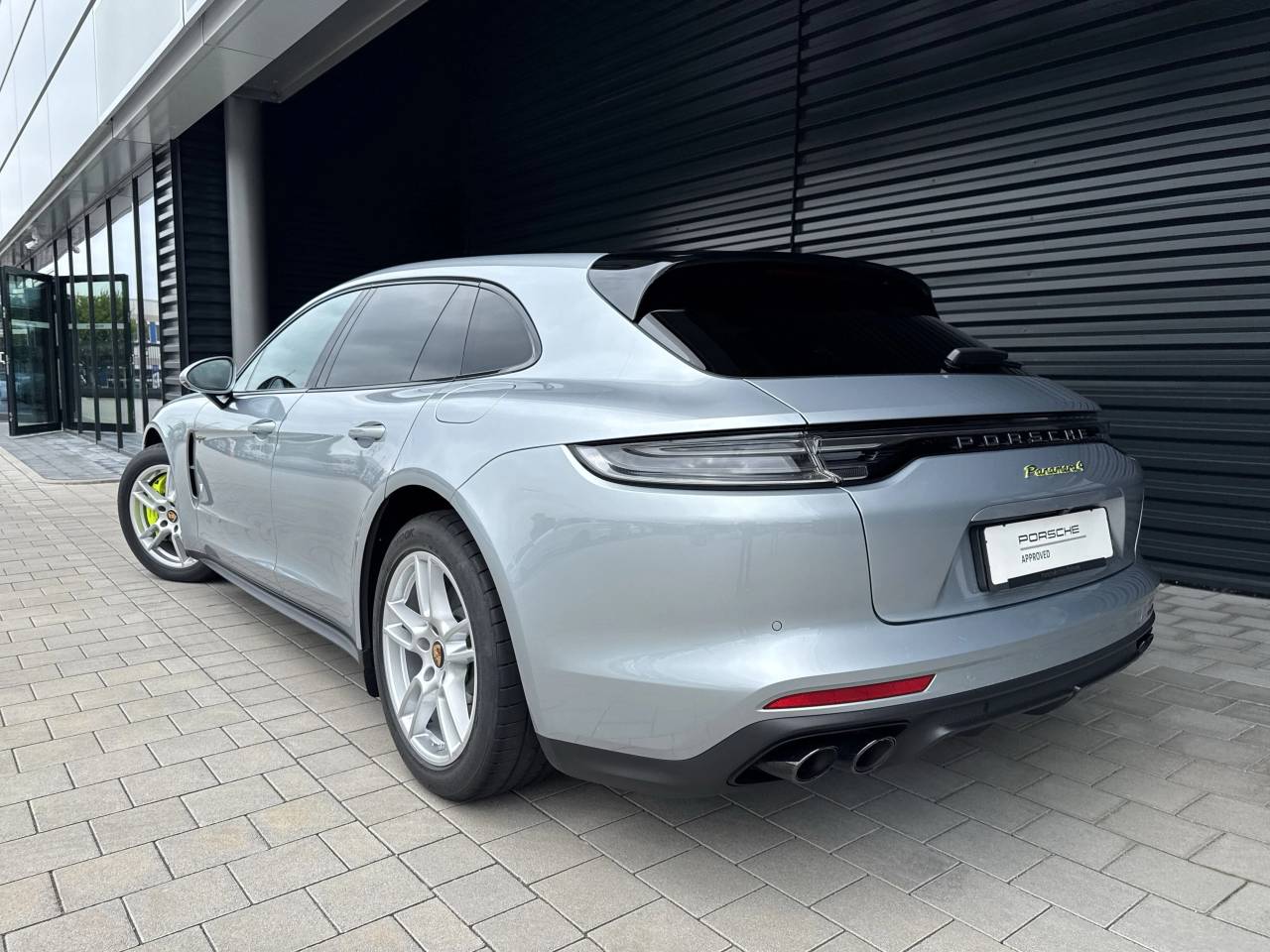 Porsche Panamera II ph2 4 E-Hybrid Sport Turismo Platinum Edition - 2022 - Joinsteer - #3