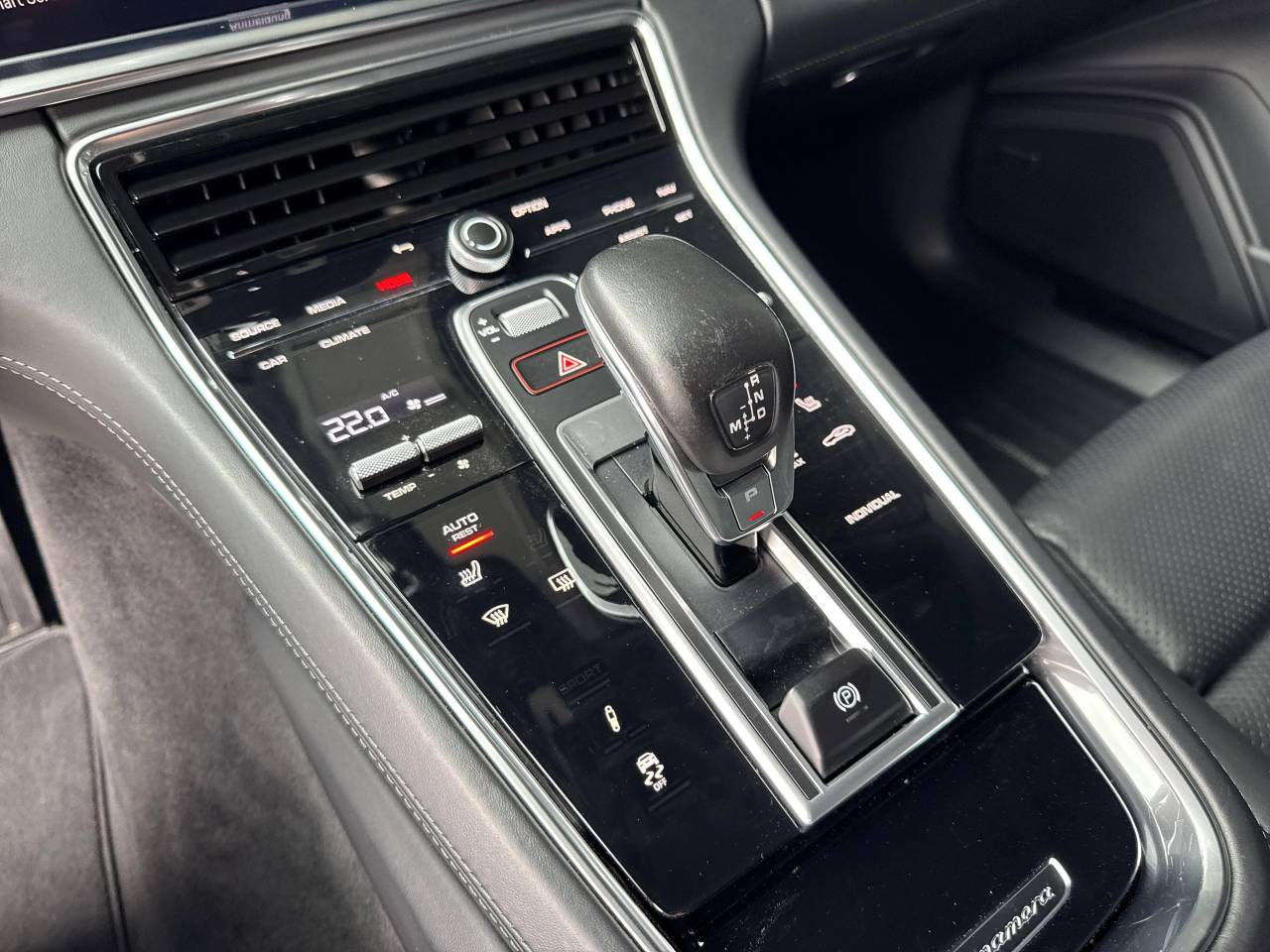 Porsche Panamera II ph2 4 E-Hybrid Sport Turismo Platinum Edition - 2022 - Joinsteer - #25