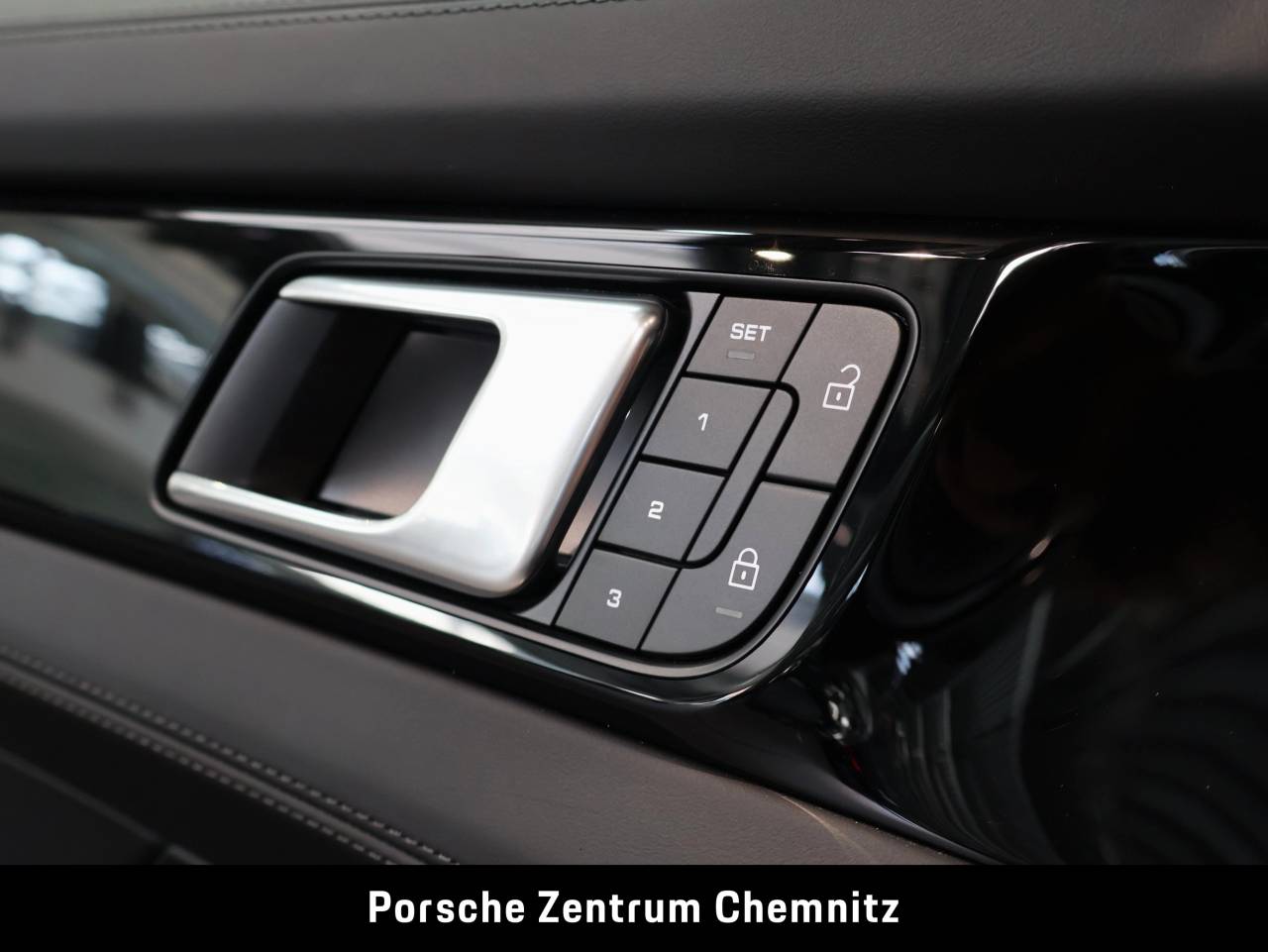 Porsche Panamera II ph2 4S E-Hybrid Sport Turismo - 2024 - Joinsteer - #28
