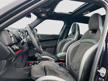 Mini Countryman COOPER S — photo 10