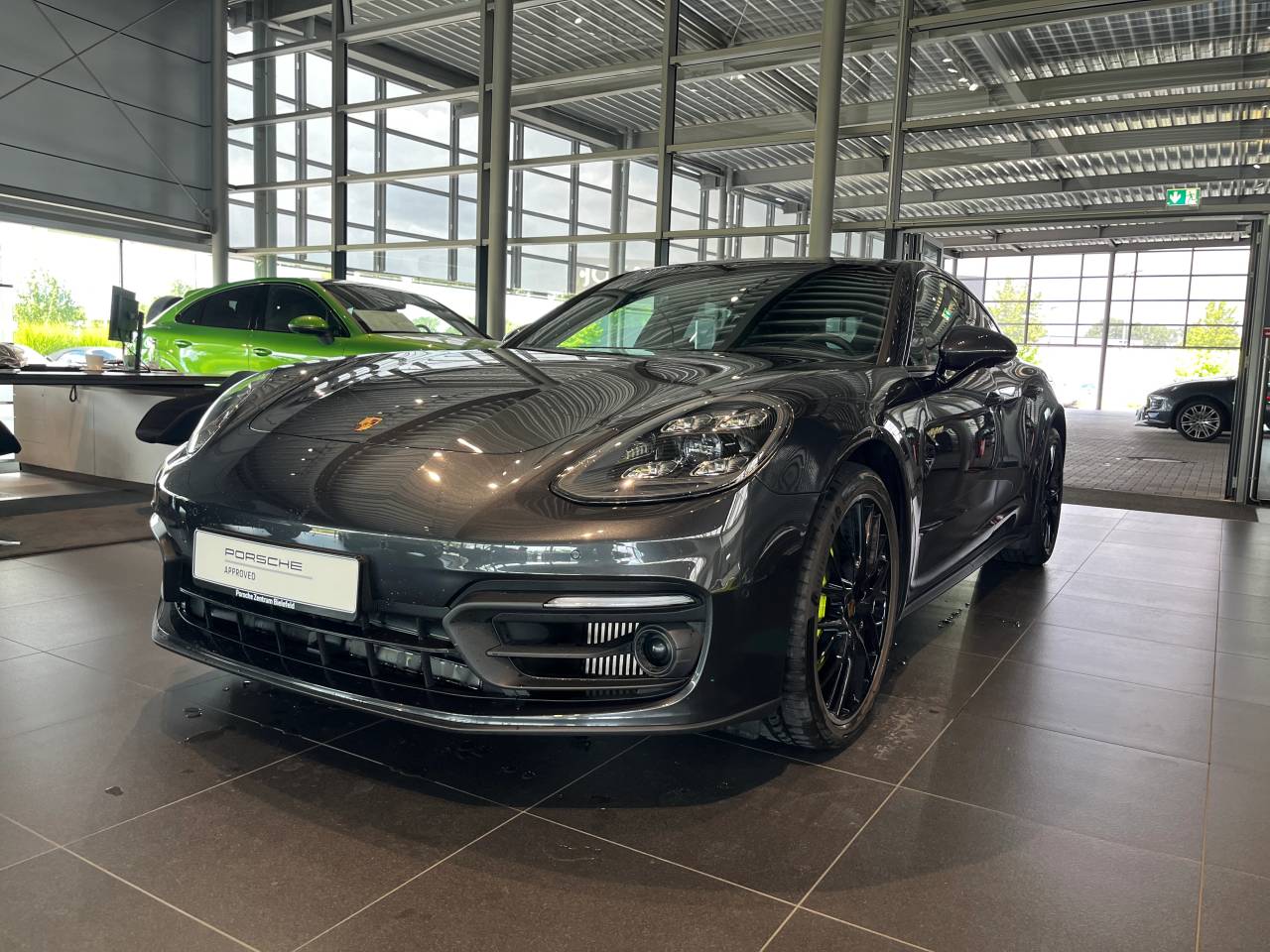 Porsche Panamera II ph2 4 E-Hybrid - 2022 - Joinsteer - #1