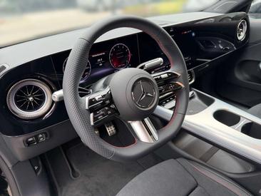 Mercedes CLA 180 — photo 7