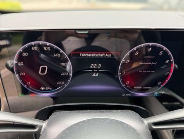 Mercedes CLA 180 — photo 8