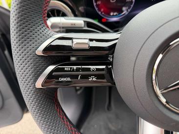 Mercedes CLA 180 — photo 13