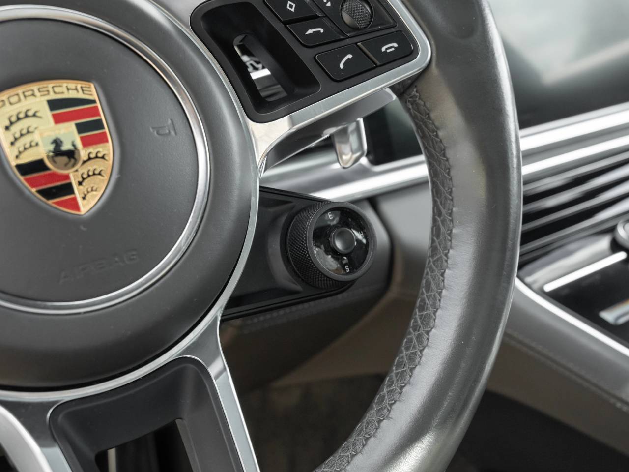 Porsche Panamera II 4 E-Hybrid - 2019 - Joinsteer - #29