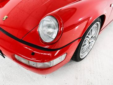 Porsche 964 Carrera 4 Coupe — photo 13