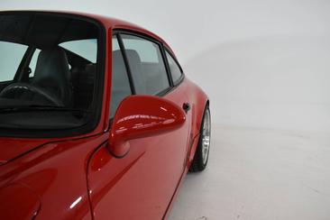 Porsche 964 Carrera 4 Coupe — photo 28