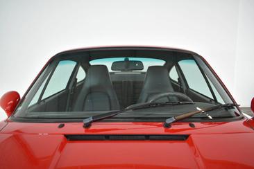 Porsche 964 Carrera 4 Coupe — photo 29